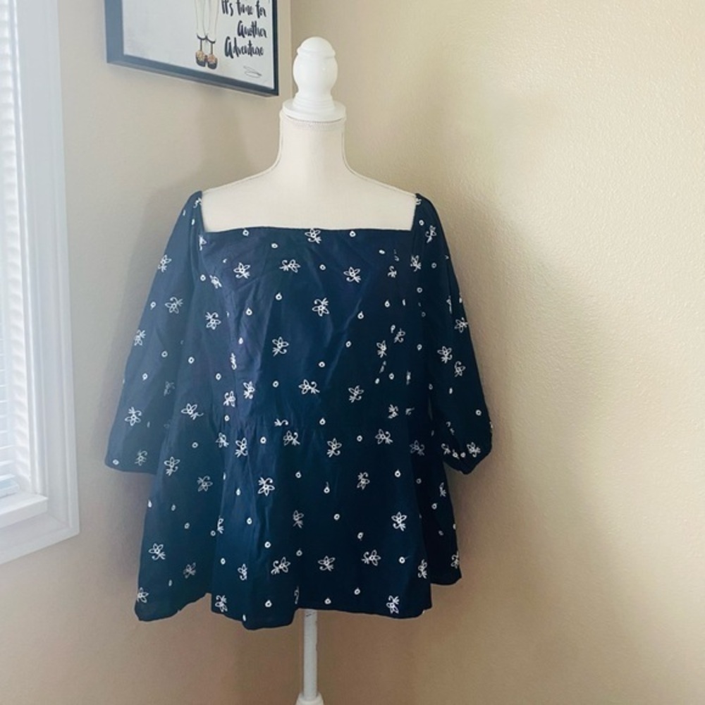 Lane Bryant cotton navy embroidered OTS peplum top, Sz. 18